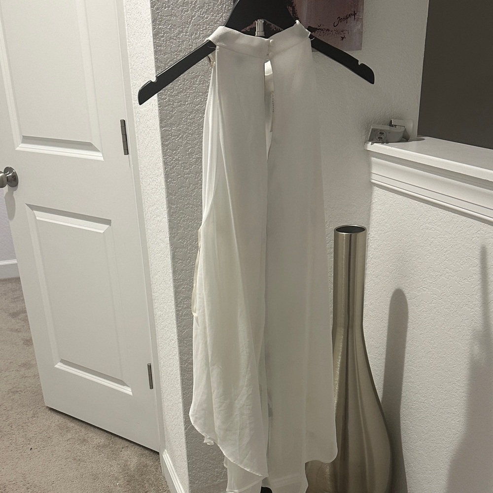 cleo White Halter Chain-Neck Flowing Chiffon Top - Picture 3 of 6